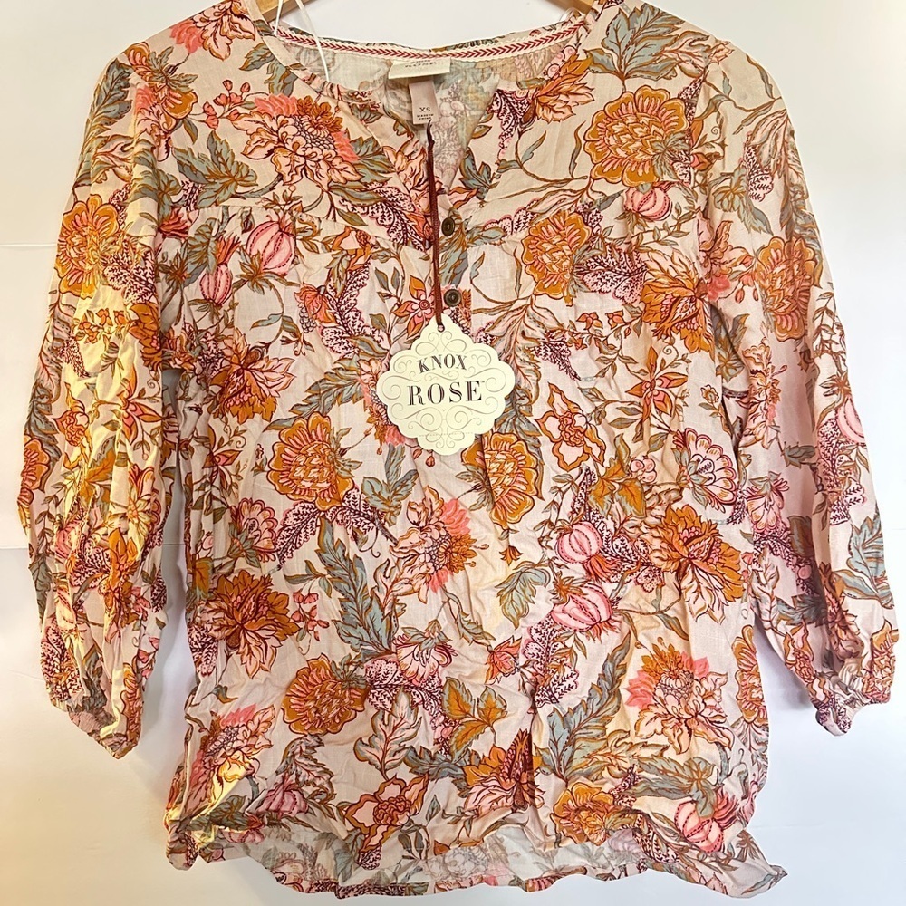NWT Knox Rose floral top sz XS